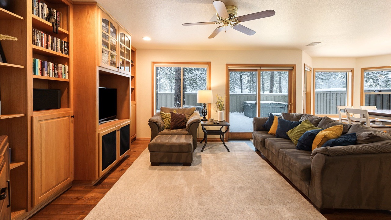 Photo of Livingroom in Sunriver