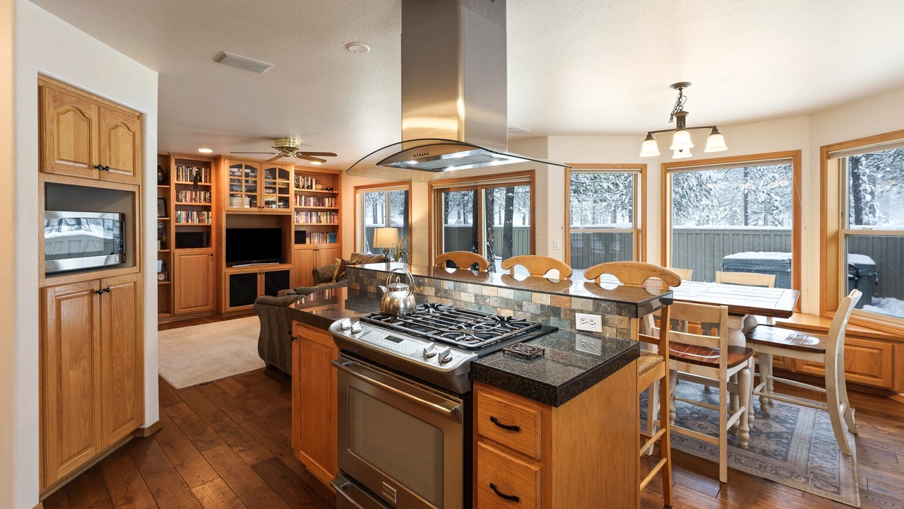 Photo of Kitchen in Sunriver