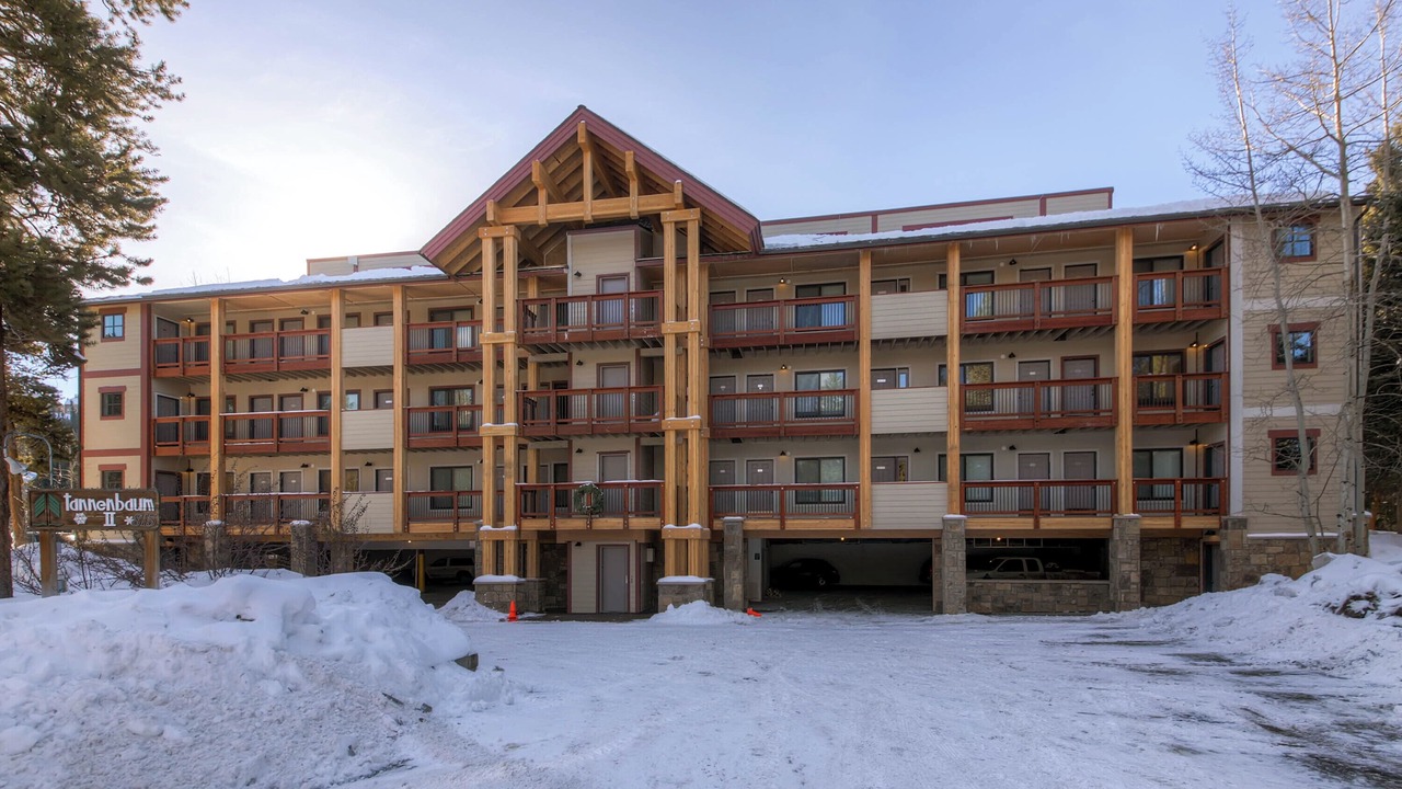 Photo of Outdoor in Peak 9