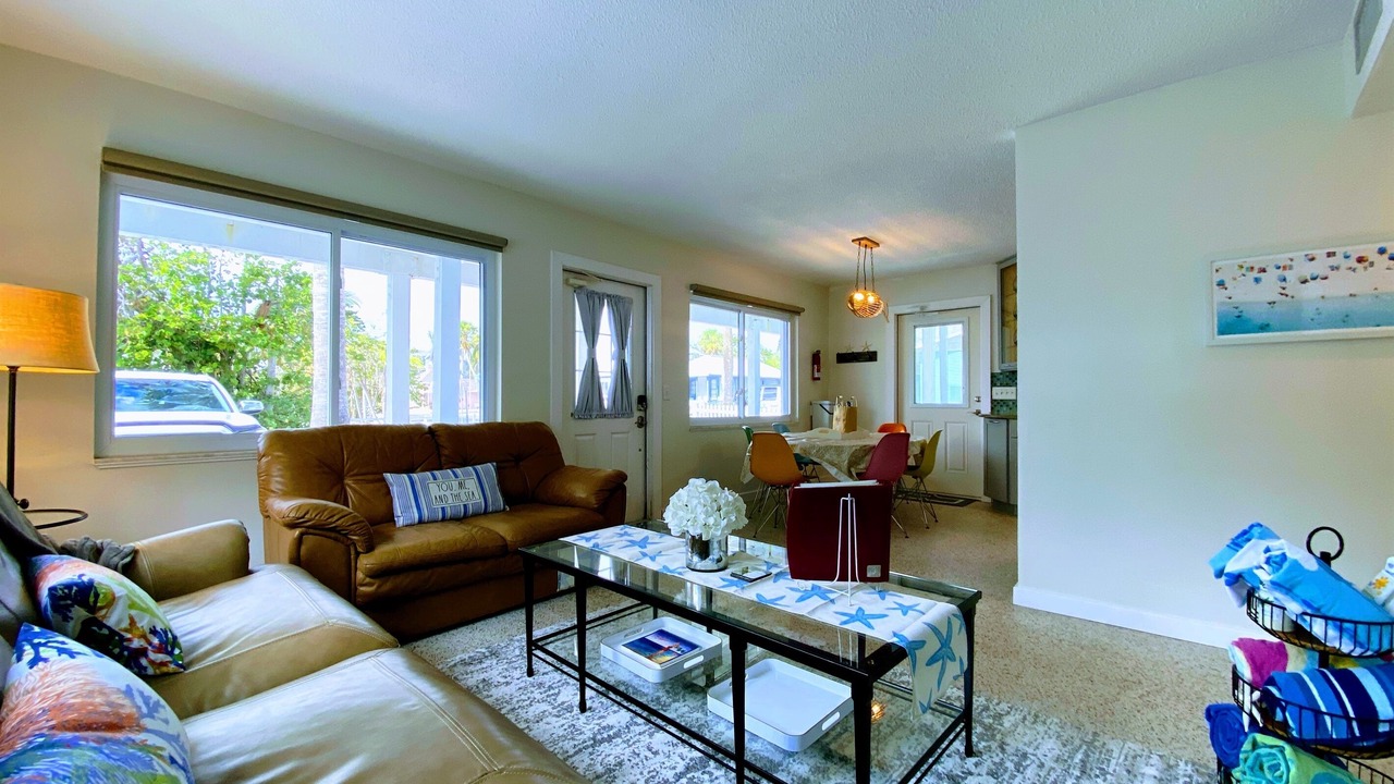 Photo of Livingroom in Anna Maria