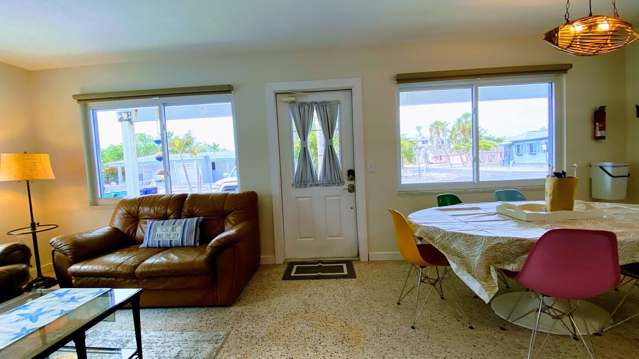 Photo of Livingroom in Anna Maria