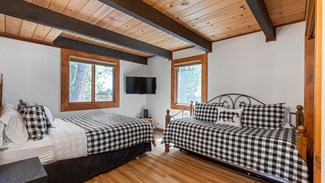 Photo of Bedroom in Carnelian Bay