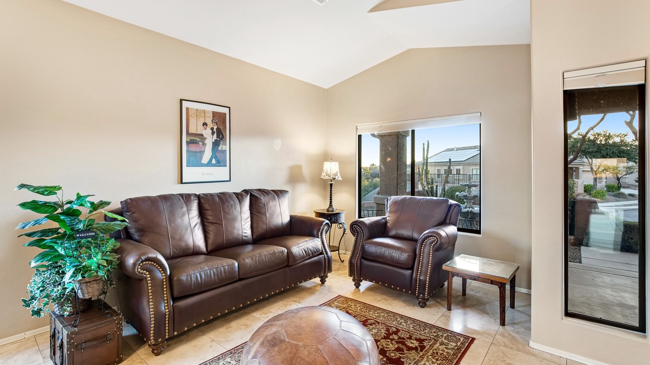 Photo of Livingroom in Tangerine Terrace