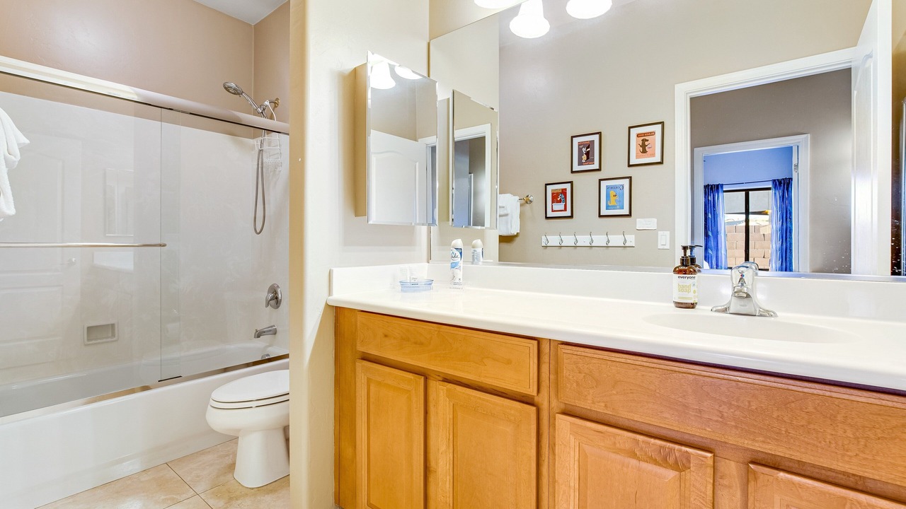 Photo of Bathroom in Tangerine Terrace