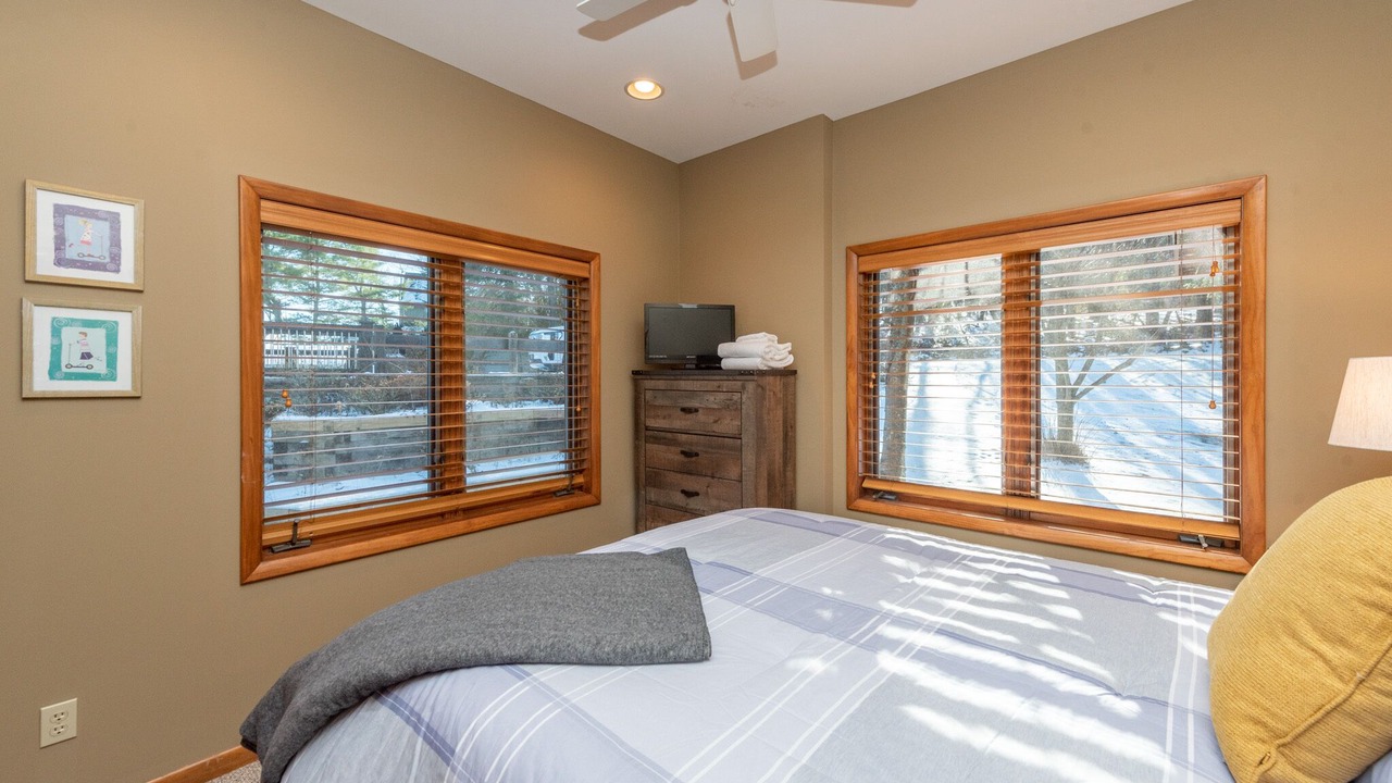 Photo of Bedroom in The View