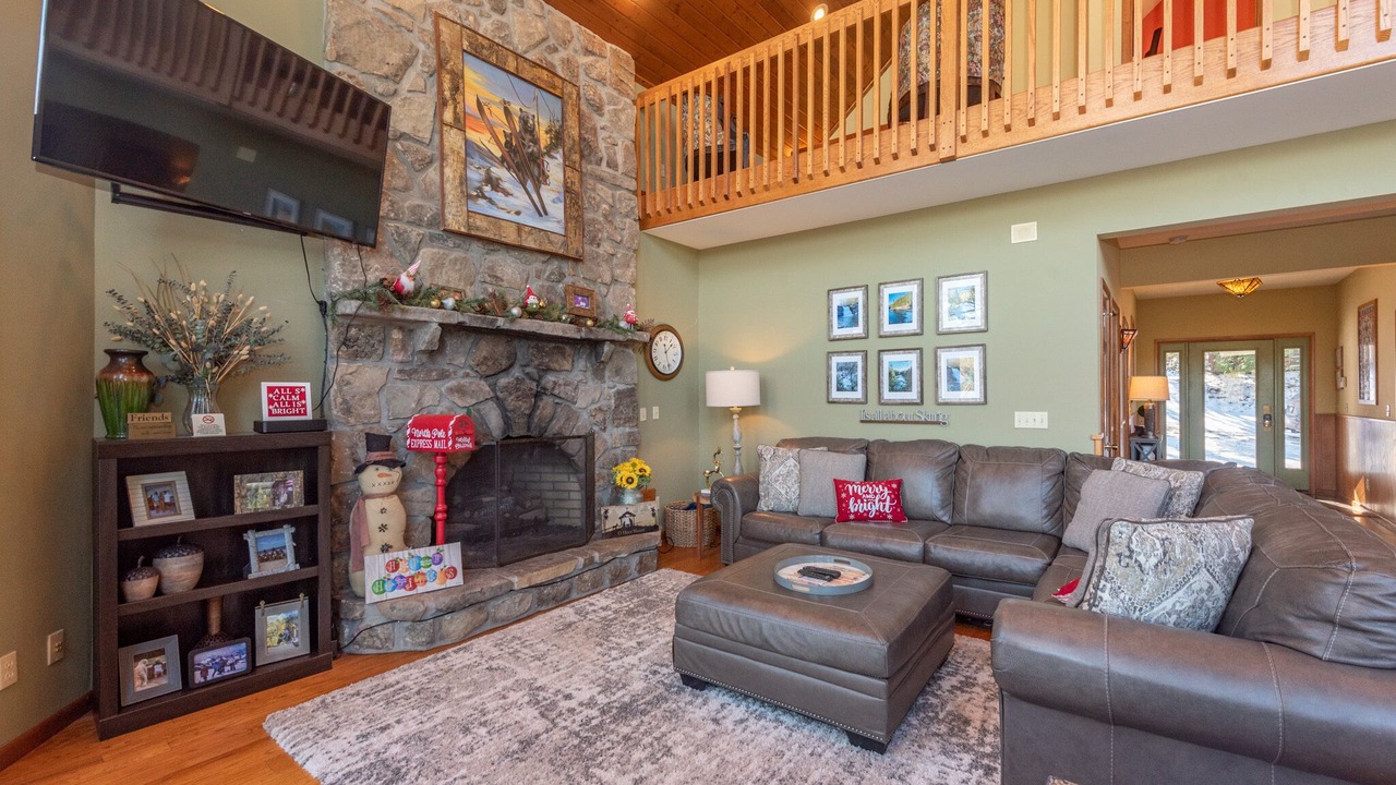Photo of Livingroom in The View