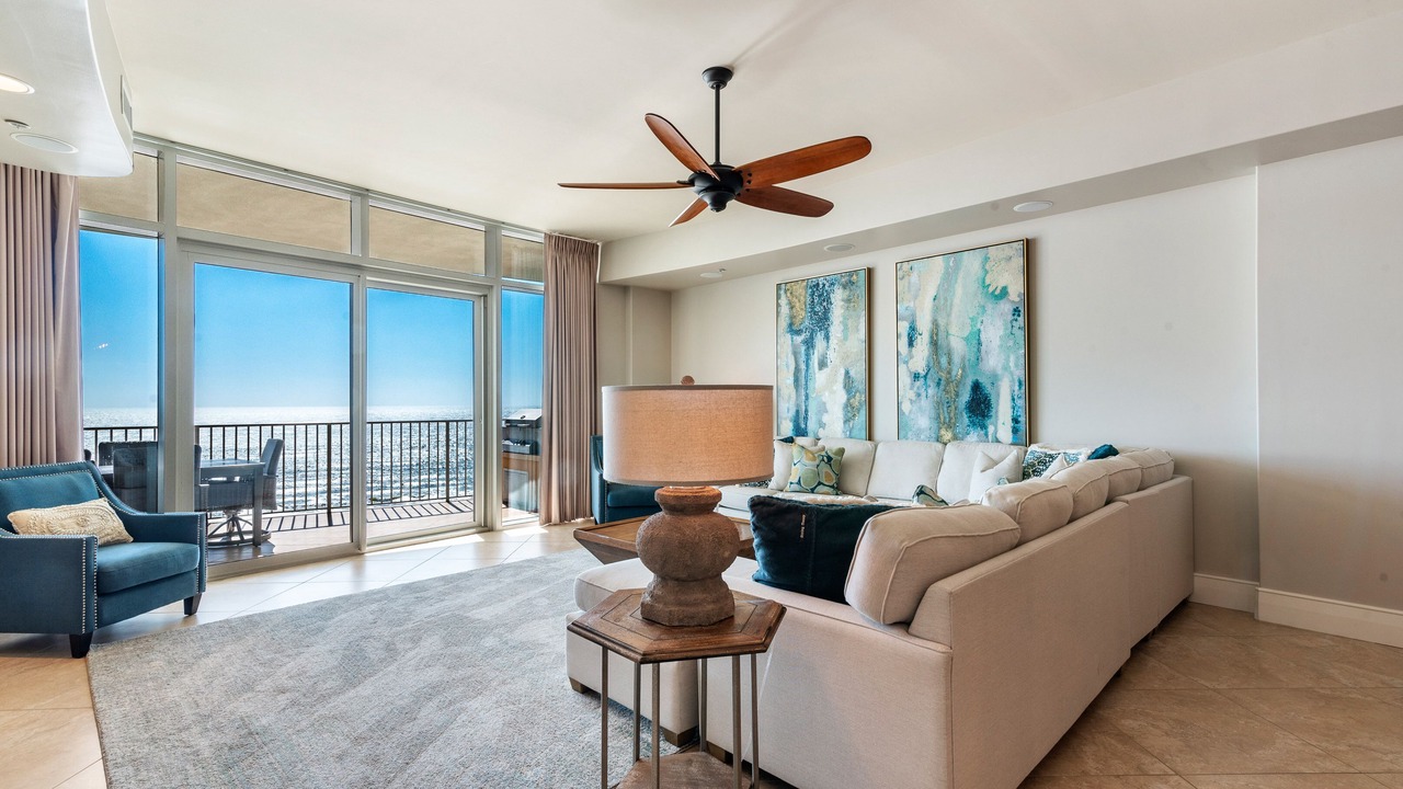 Photo of Livingroom in Orange Beach