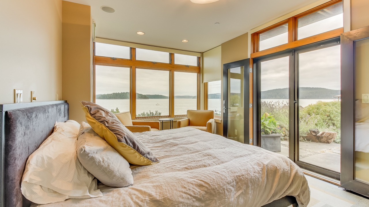 Photo of Bedroom in Anacortes