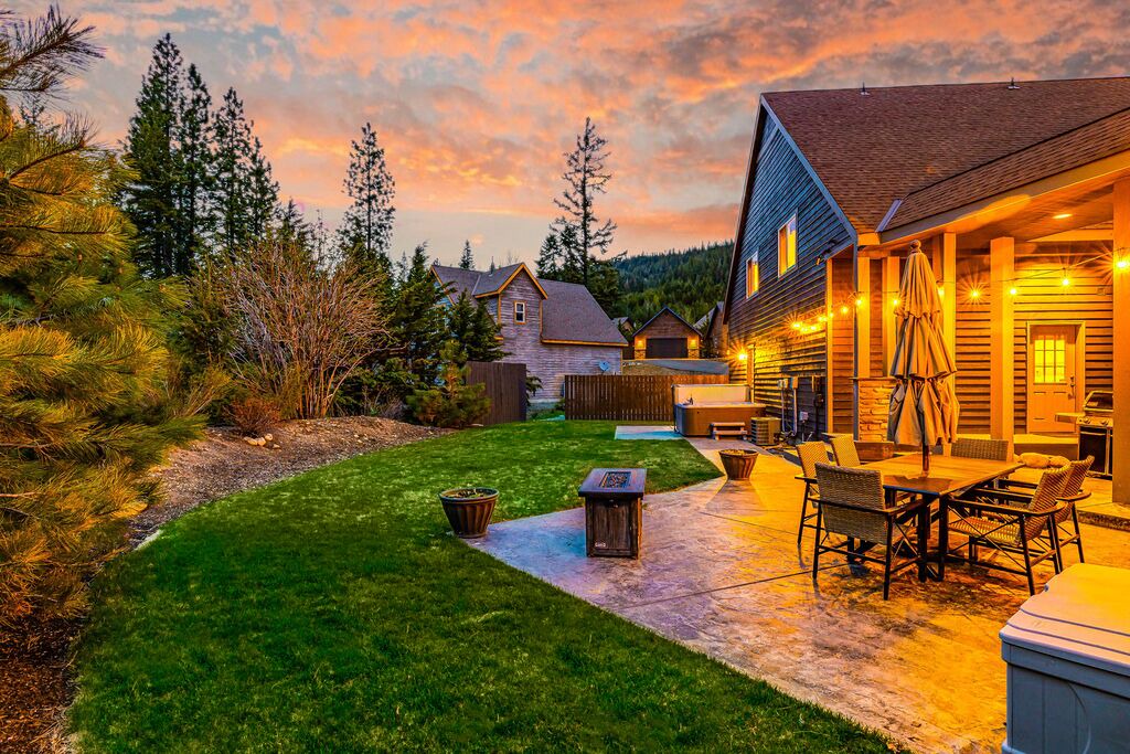 Photo of Others in Ronald