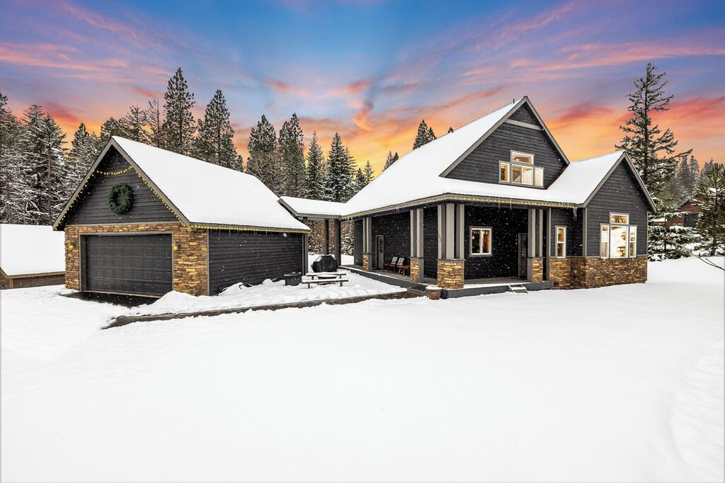 Photo of Outdoor in Ronald