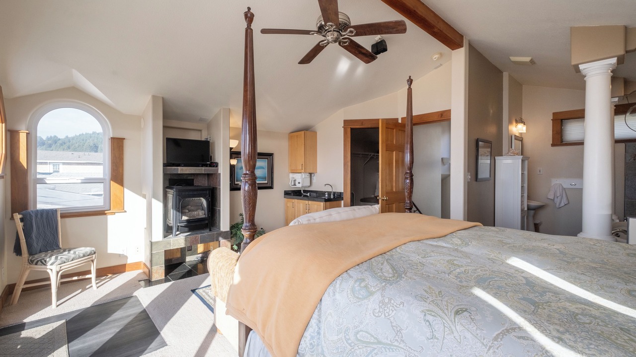 Photo of Livingroom in Roads End