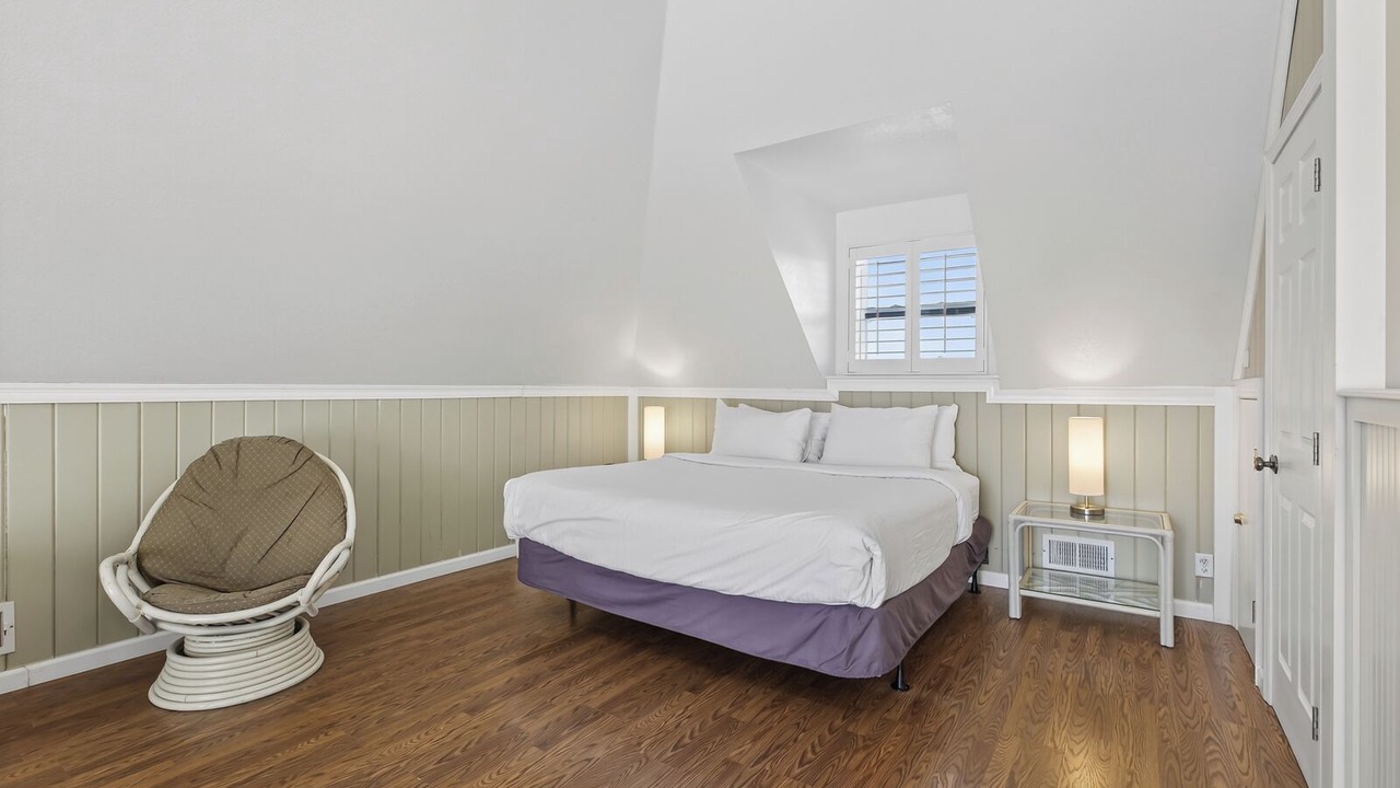 Photo of Bedroom in Seagrove Beach