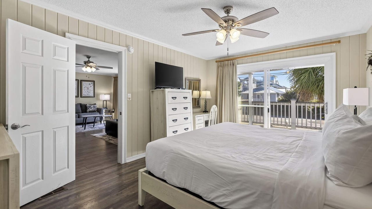 Photo of Bedroom in Seagrove Beach