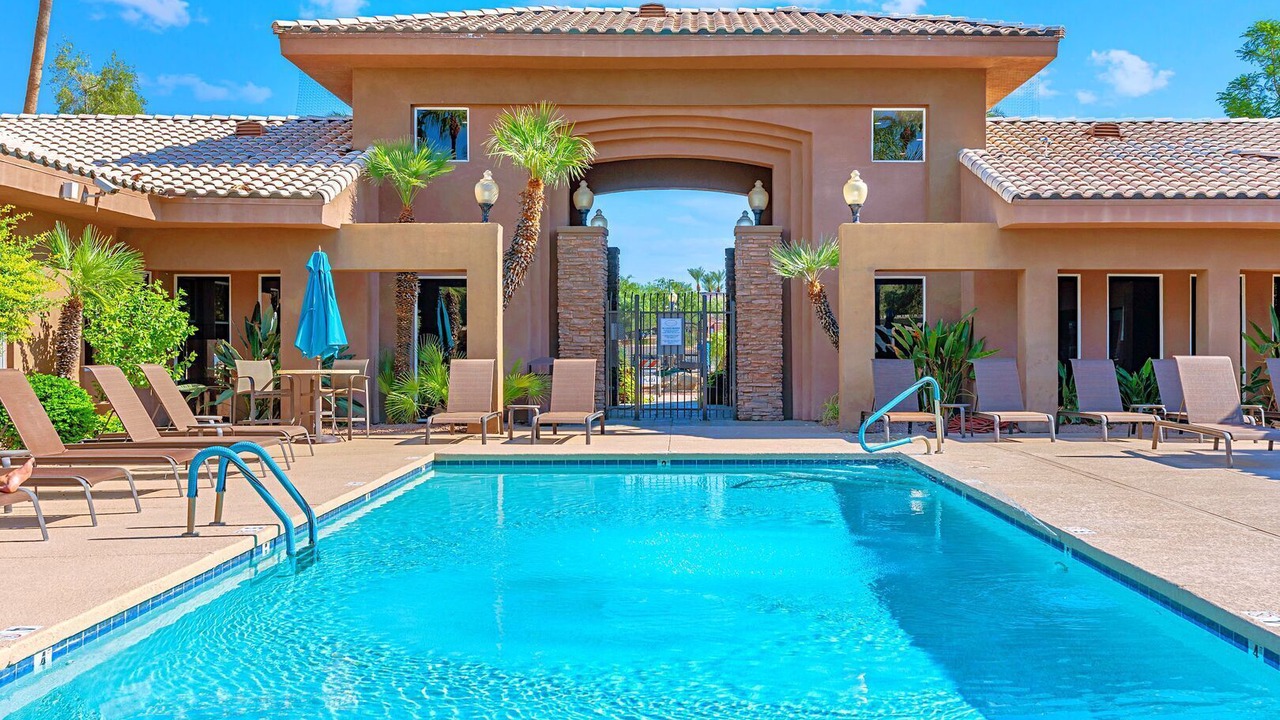 Photo of Outdoor in Raskin Estates