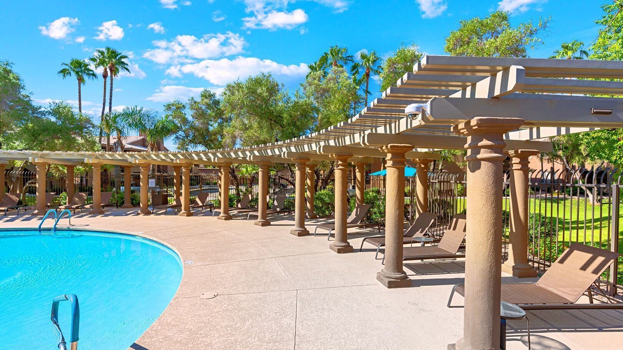 Photo of Outdoor in Raskin Estates