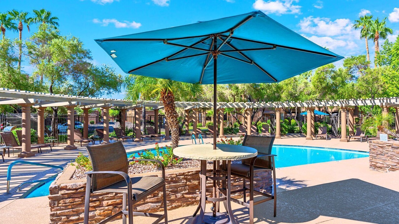 Photo of Outdoor in Raskin Estates