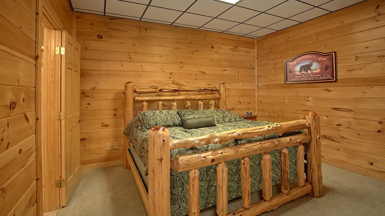 Photo of Bedroom in Gatlinburg