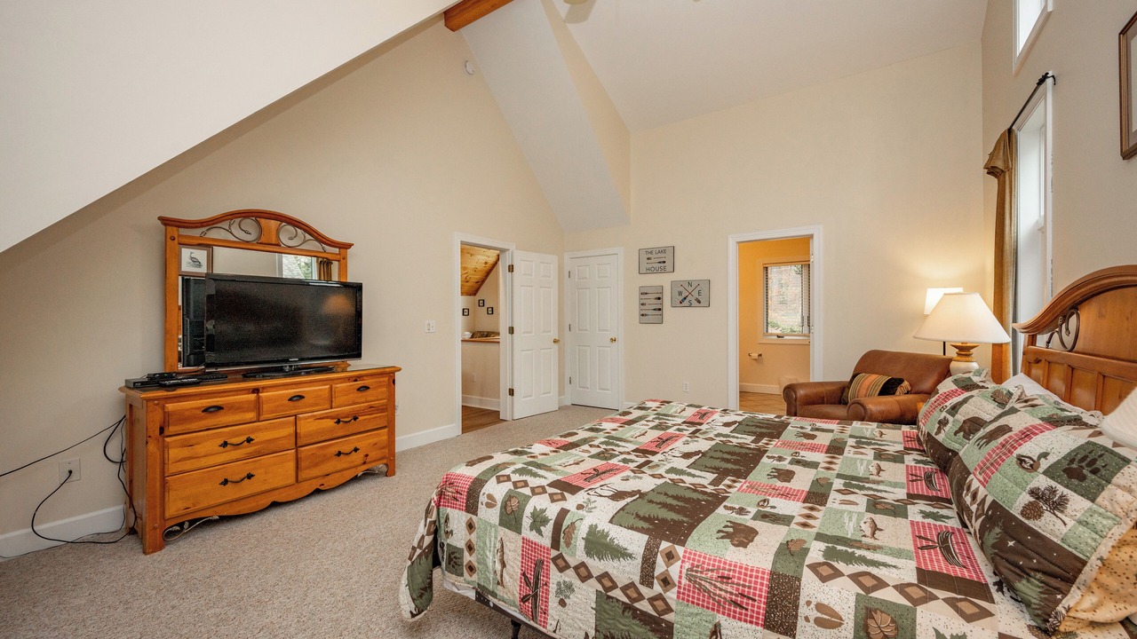 Photo of Bedroom in Thayerville