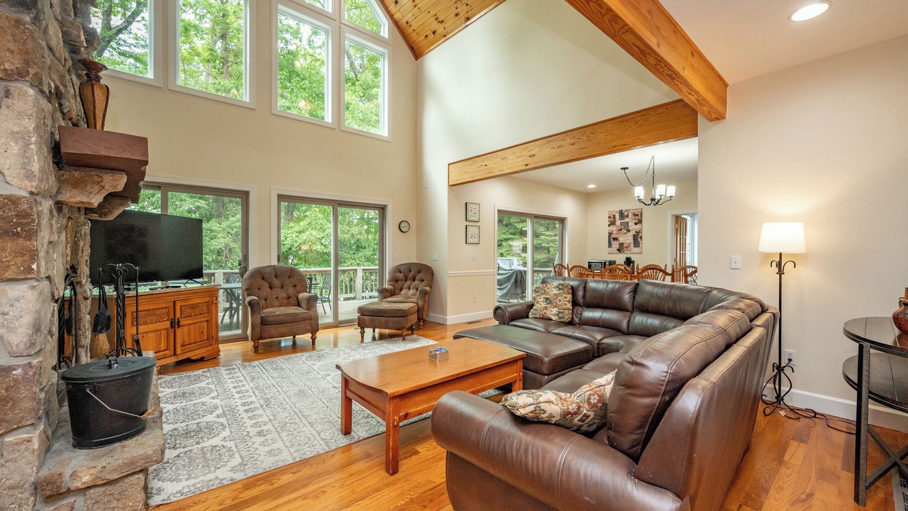 Photo of Livingroom in Thayerville