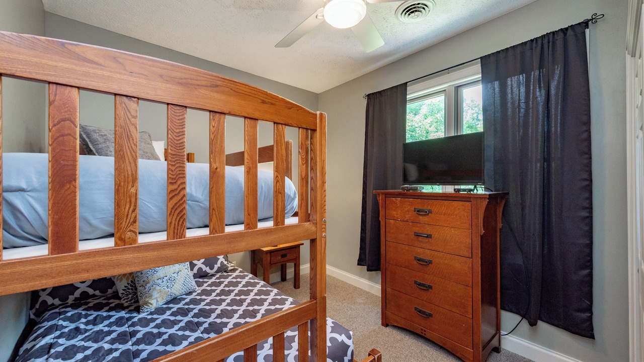 Photo of Bedroom in Thayerville