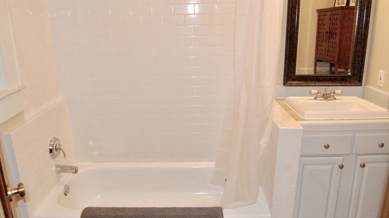 Photo of Bathroom in Old Fourth Ward
