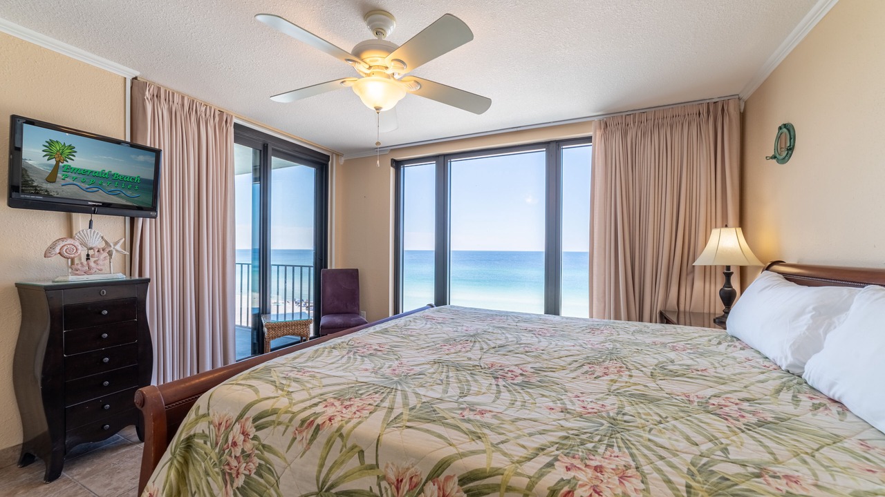 Photo of Patio Balcony in Biltmore Beach