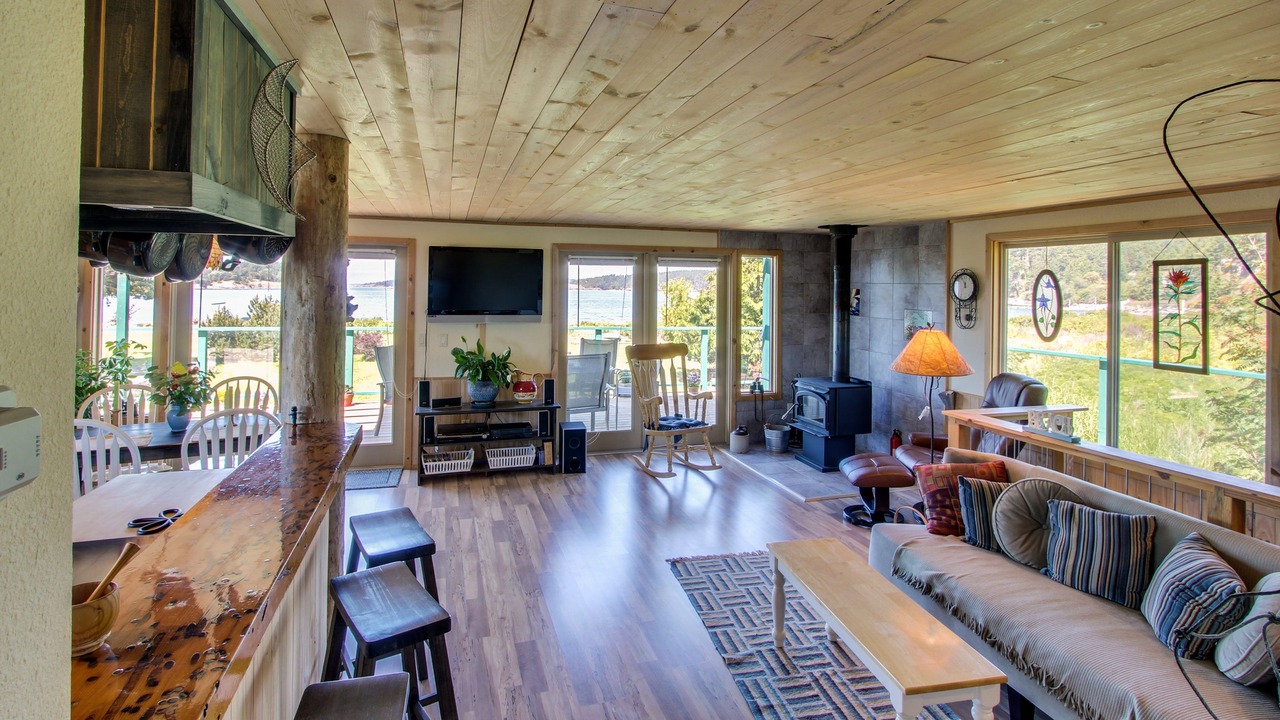 Photo of Livingroom in Lopez Island
