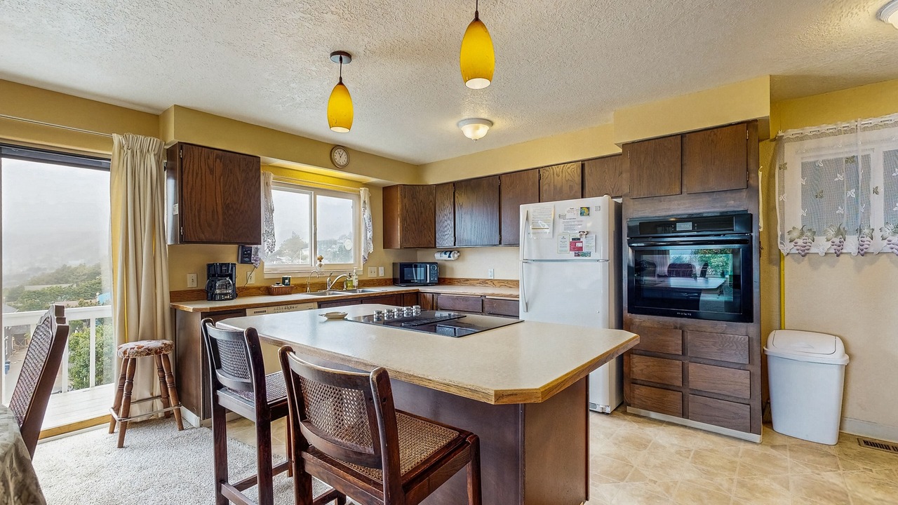 Photo of Kitchen in Roads End