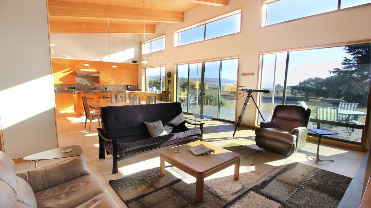 Photo of Livingroom in Fort Bragg
