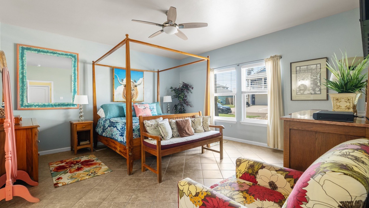 Photo of Livingroom in Safe Harbor