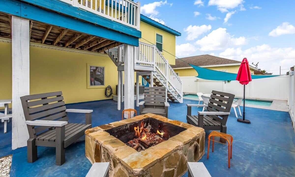 Photo of Patio Balcony in Safe Harbor