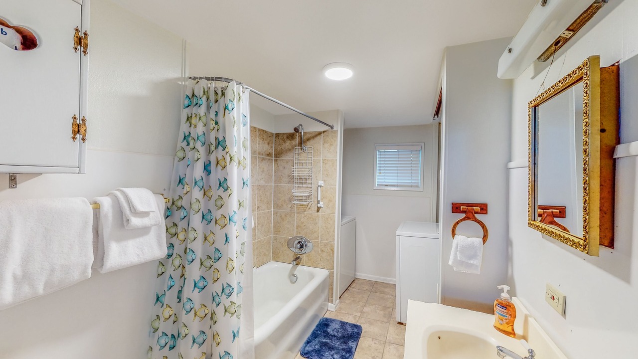 Photo of Bathroom in Nelscott
