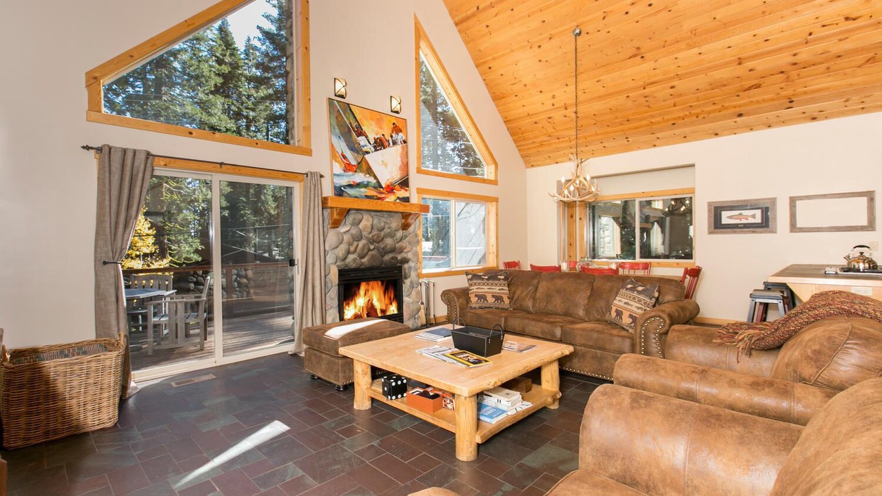 Photo of Livingroom in Homewood