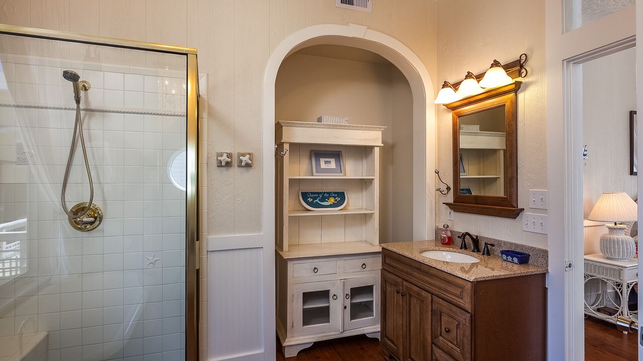 Photo of Bathroom in Pointe San Luis
