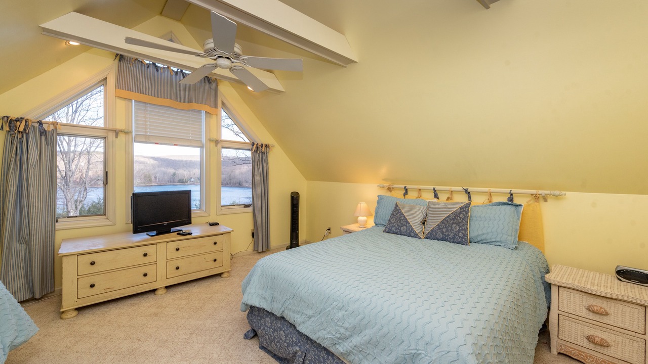Photo of Bedroom in Thayerville