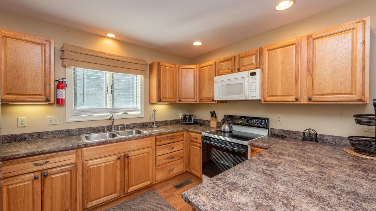 Photo of Kitchen in Thayerville