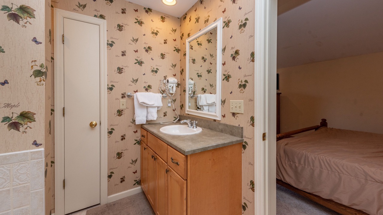 Photo of Bathroom in Thayerville