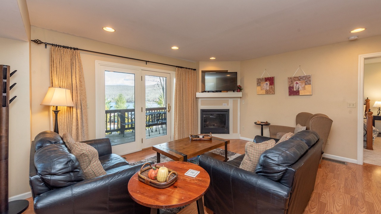 Photo of Livingroom in Thayerville