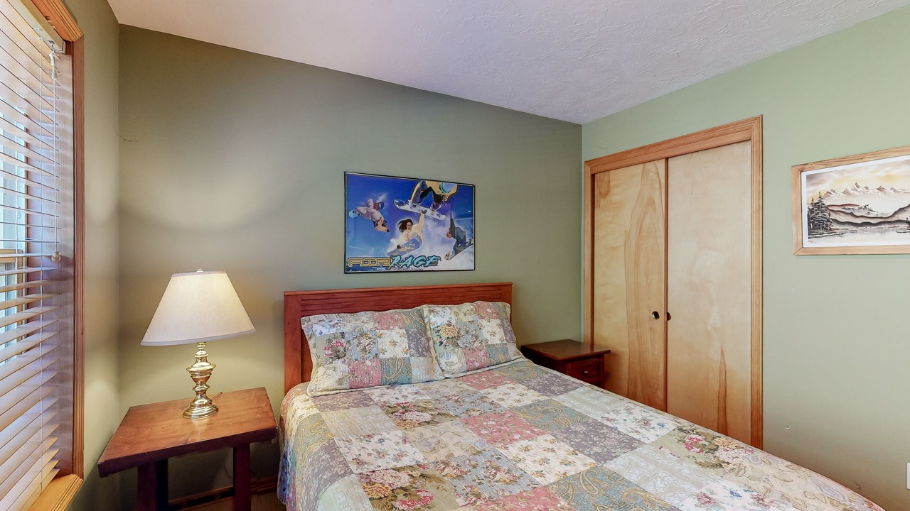 Photo of Bedroom in Welches