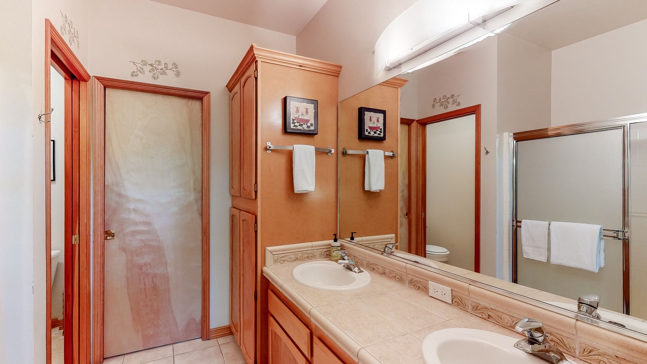 Photo of Bathroom in Welches