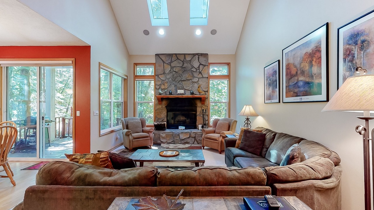 Photo of Livingroom in Welches