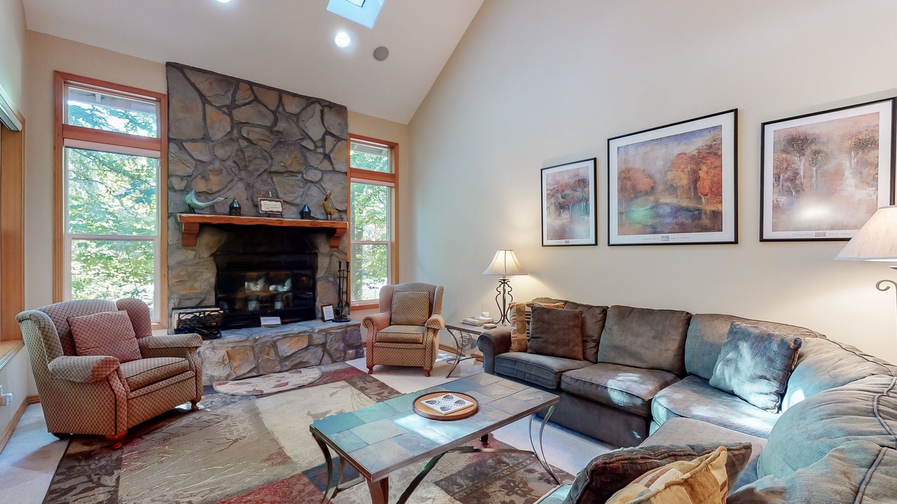 Photo of Livingroom in Welches