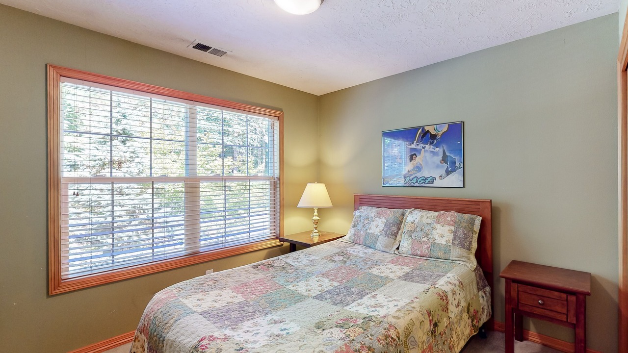 Photo of Bedroom in Welches