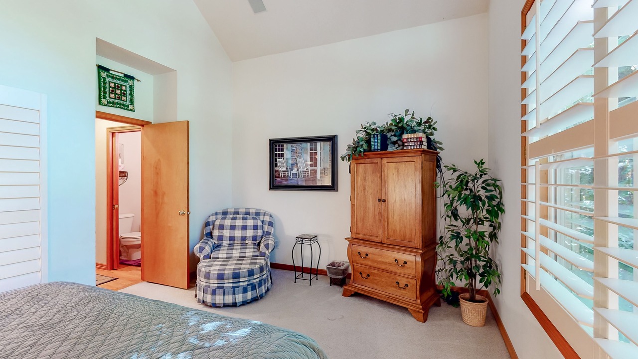 Photo of Bedroom in Welches