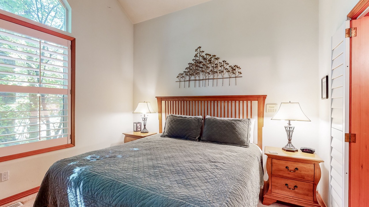 Photo of Bedroom in Welches