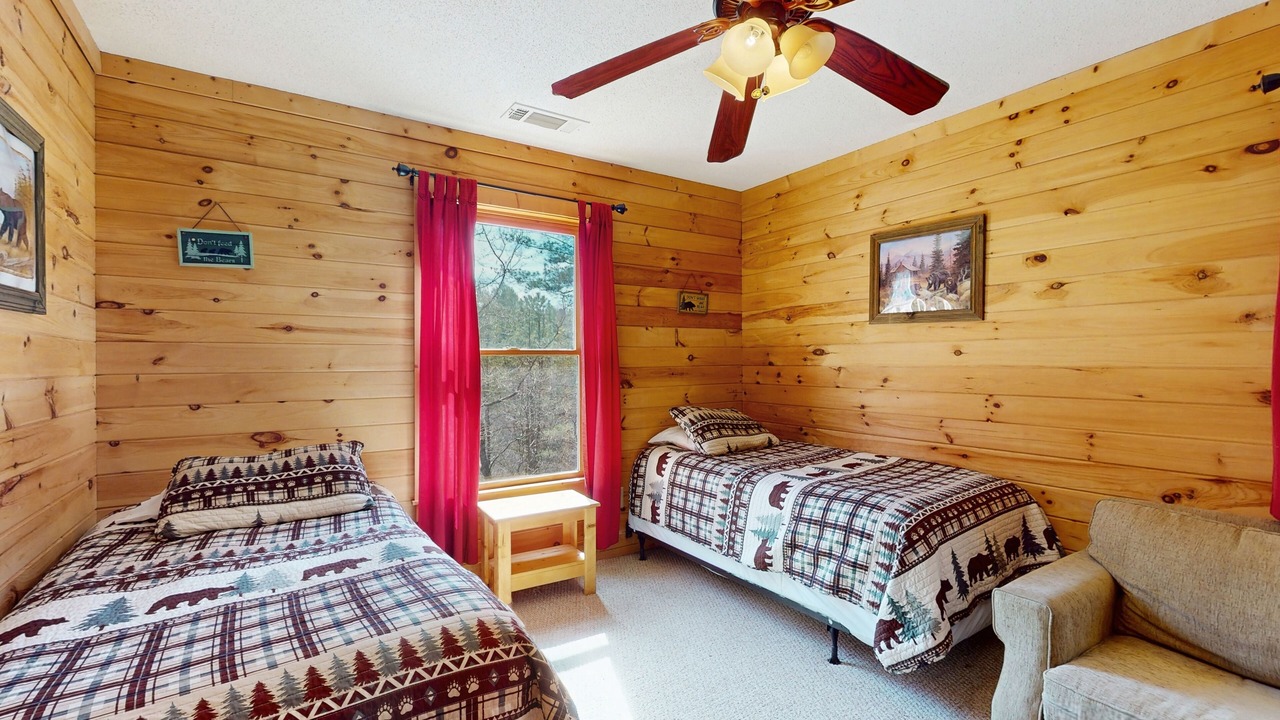 Photo of Bedroom in Sautee Nacoochee