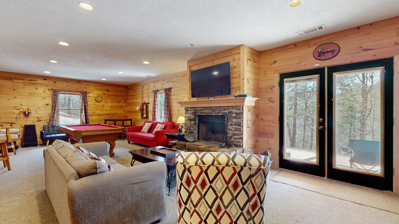 Photo of Livingroom in Sautee Nacoochee