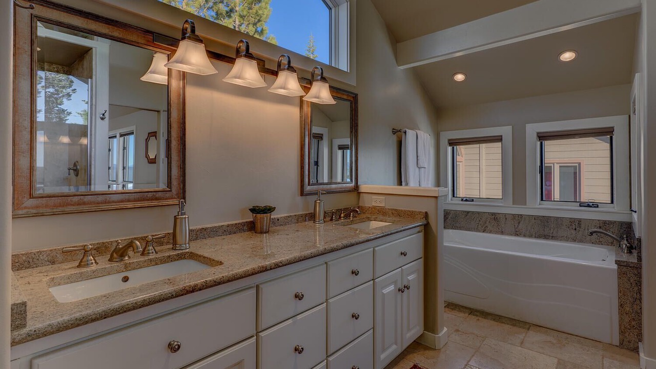 Photo of Bathroom in Truckee
