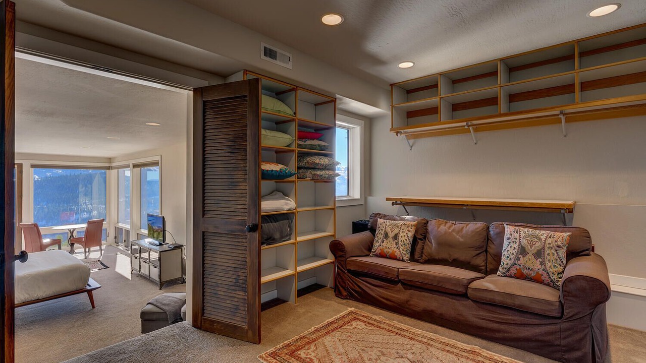 Photo of Livingroom in Truckee
