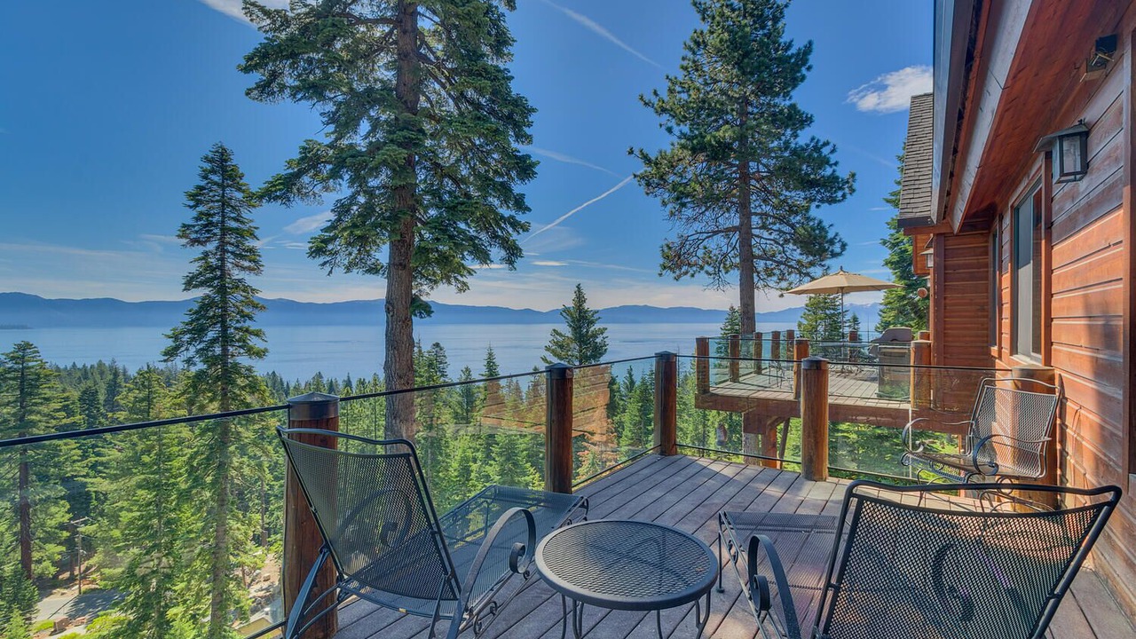 Photo of Patio Balcony in Carnelian Bay